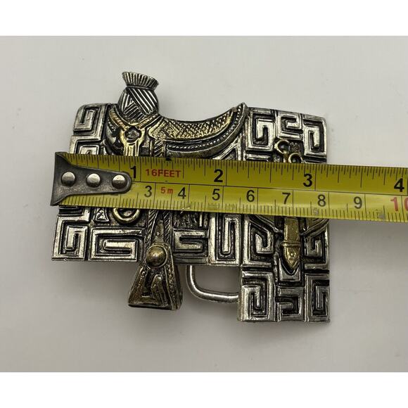 Western Saddle Belt Buckle with a Movable Stirrup - Picture 4 of 6